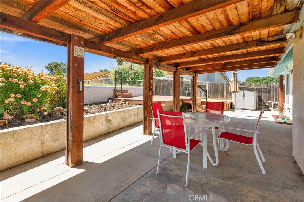 904 Torrey Pines Drive