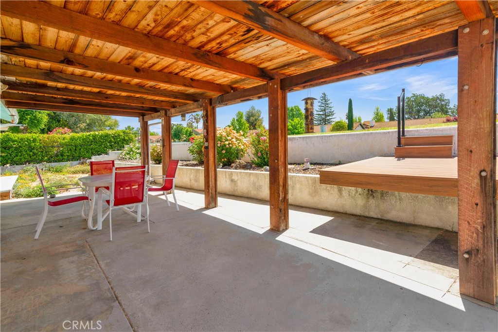 904 Torrey Pines Drive