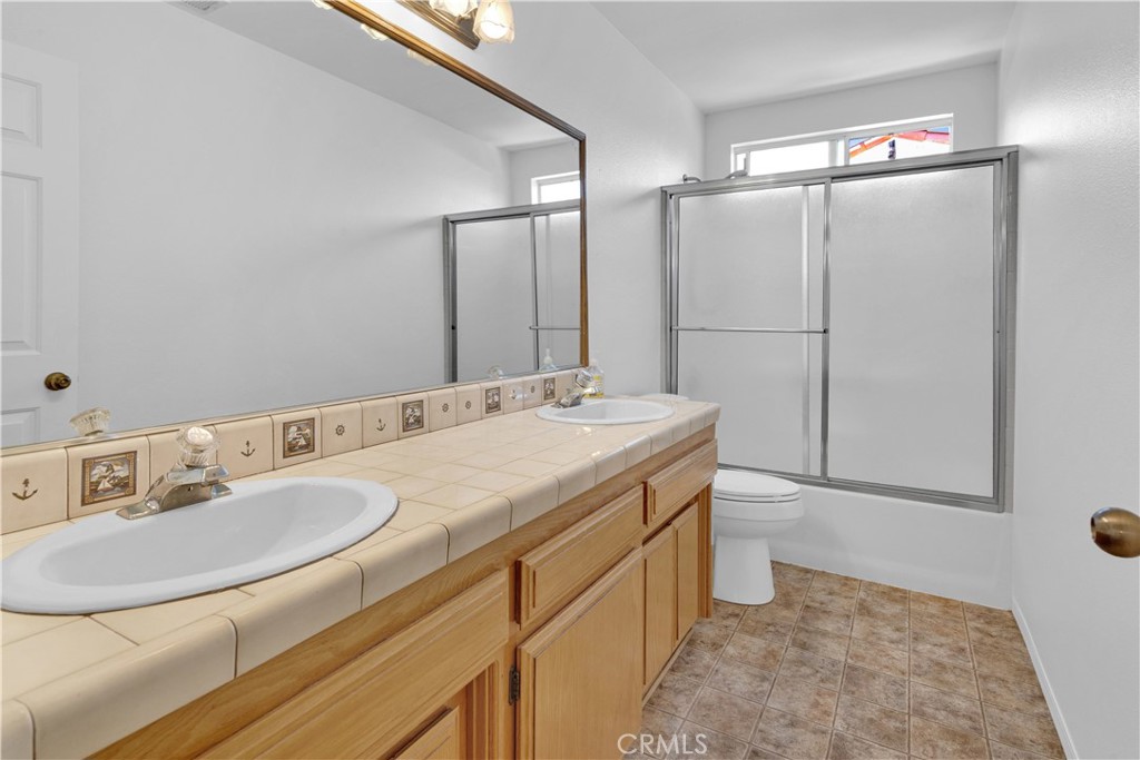 904 Torrey Pines Drive