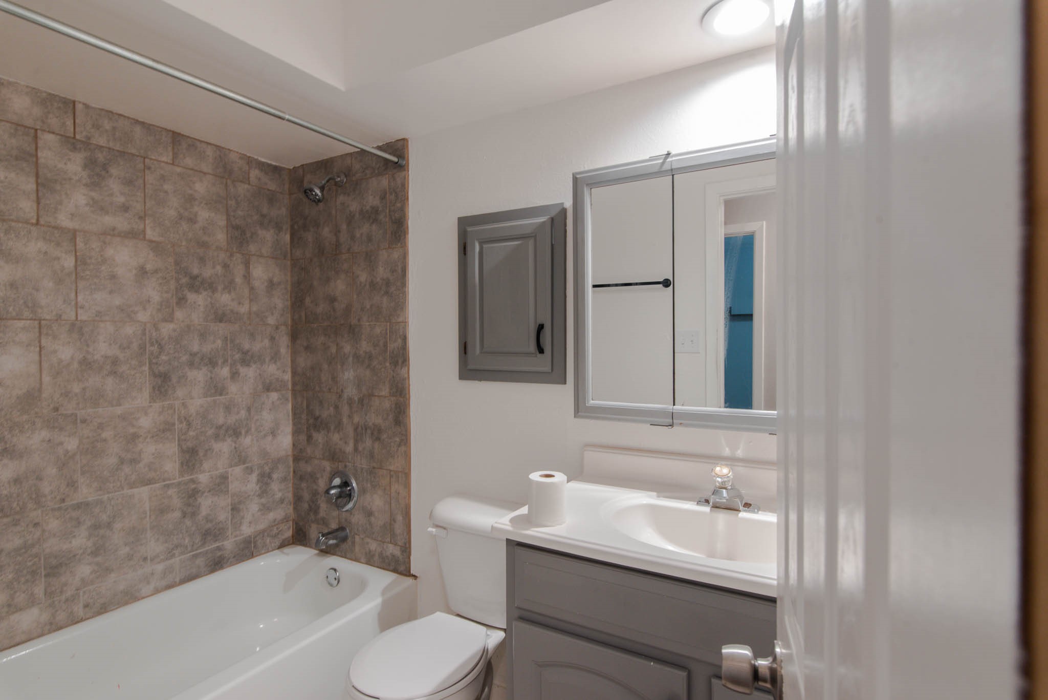 2107 Wisteria Street