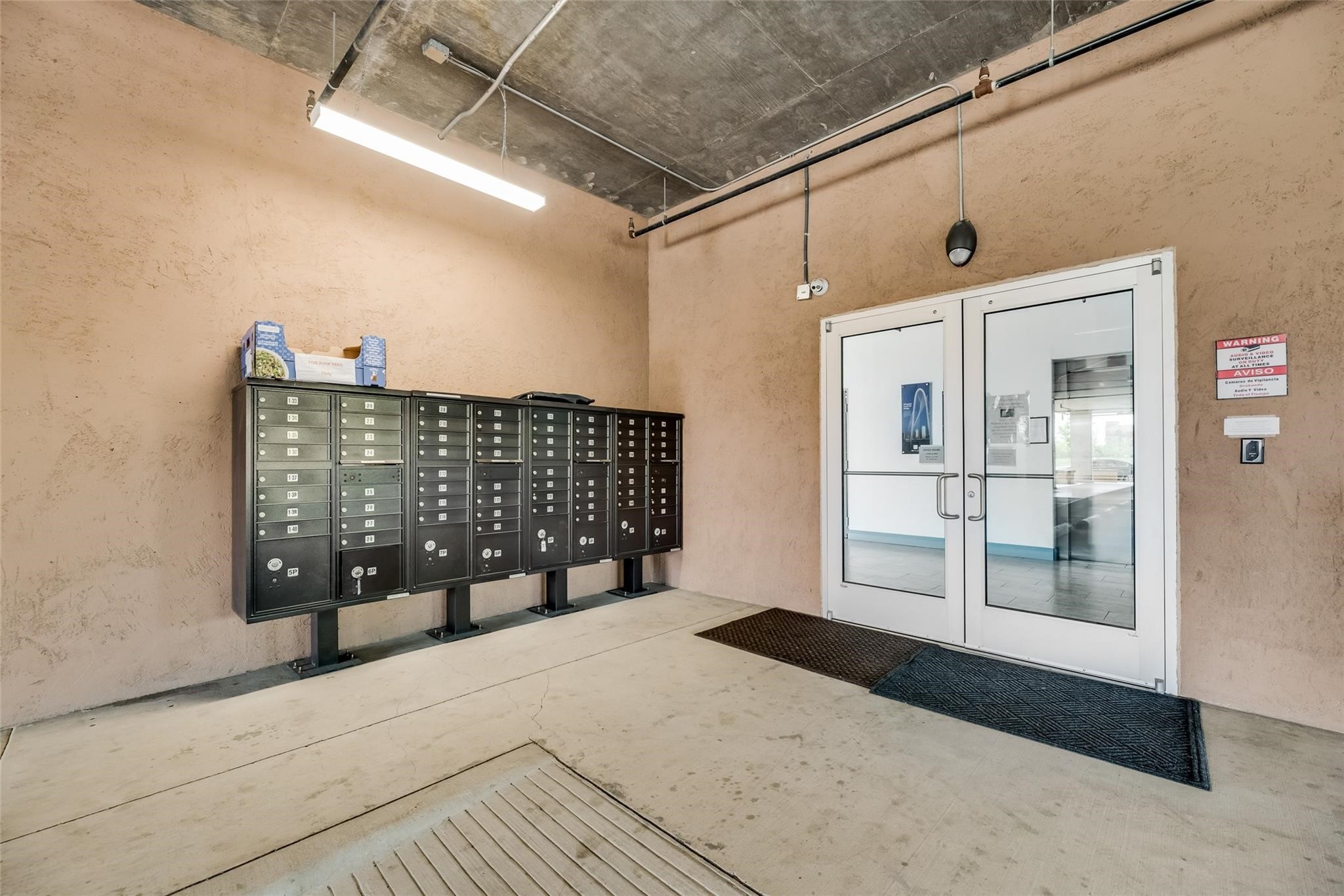 1220 W TRINITY MILLS Road 2005