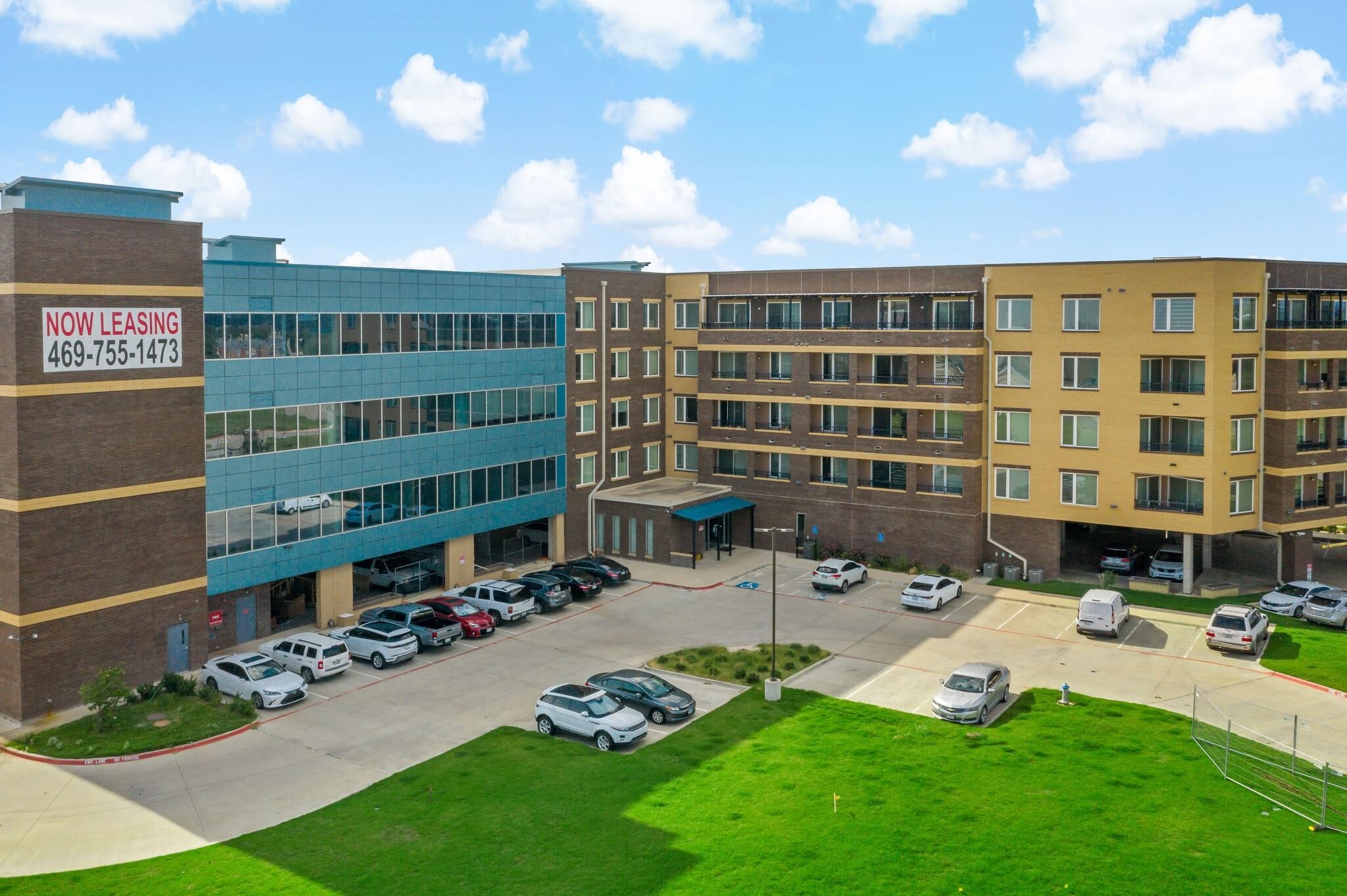 1220 W TRINITY MILLS Road 2005