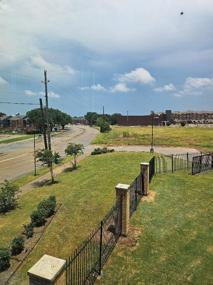 1220 W TRINITY MILLS Road 2005