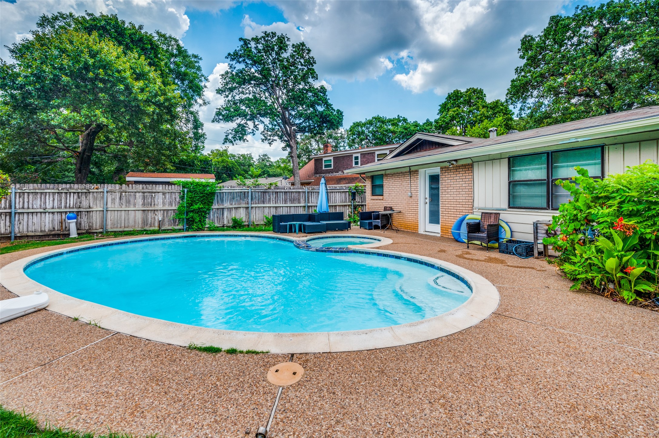 244 Ridgecrest Drive