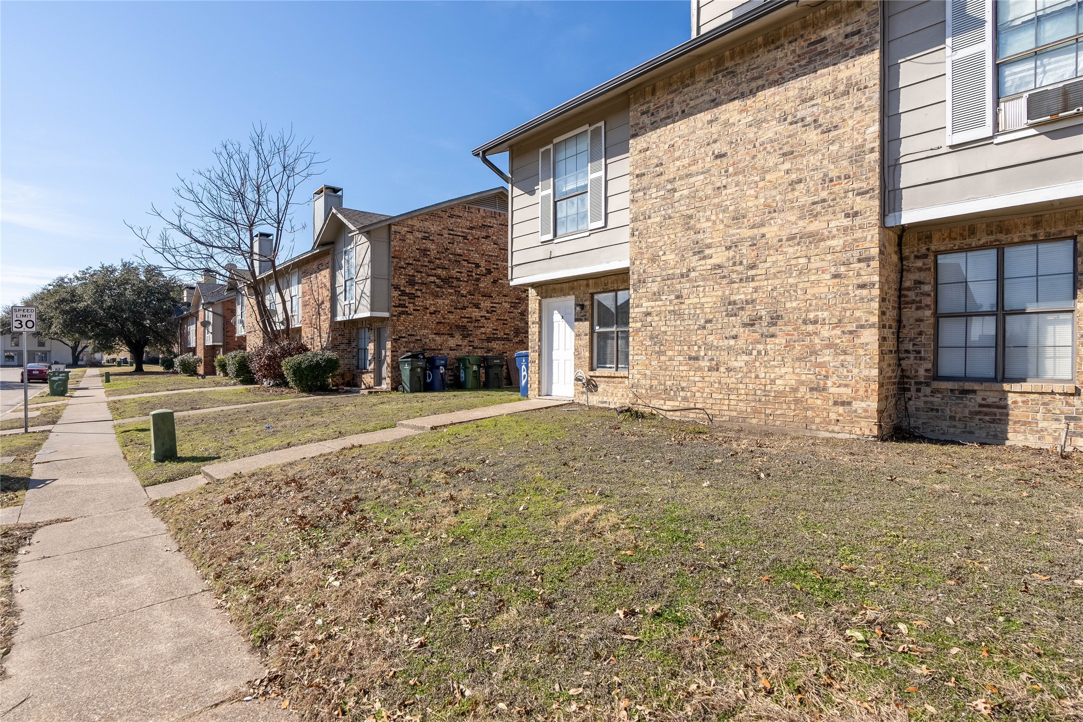 2821 Wimbledon Court