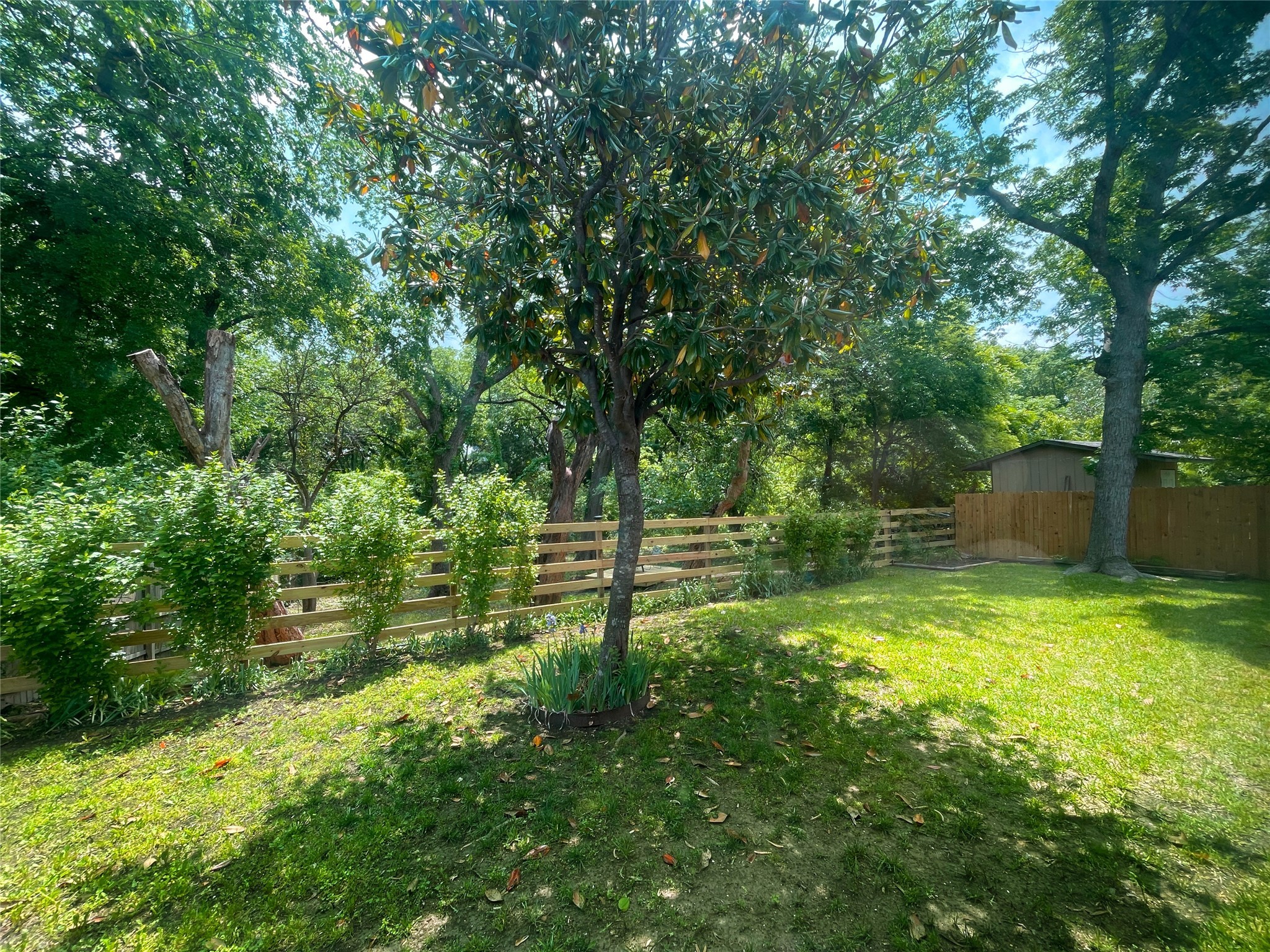 3846 Ruidosa Avenue