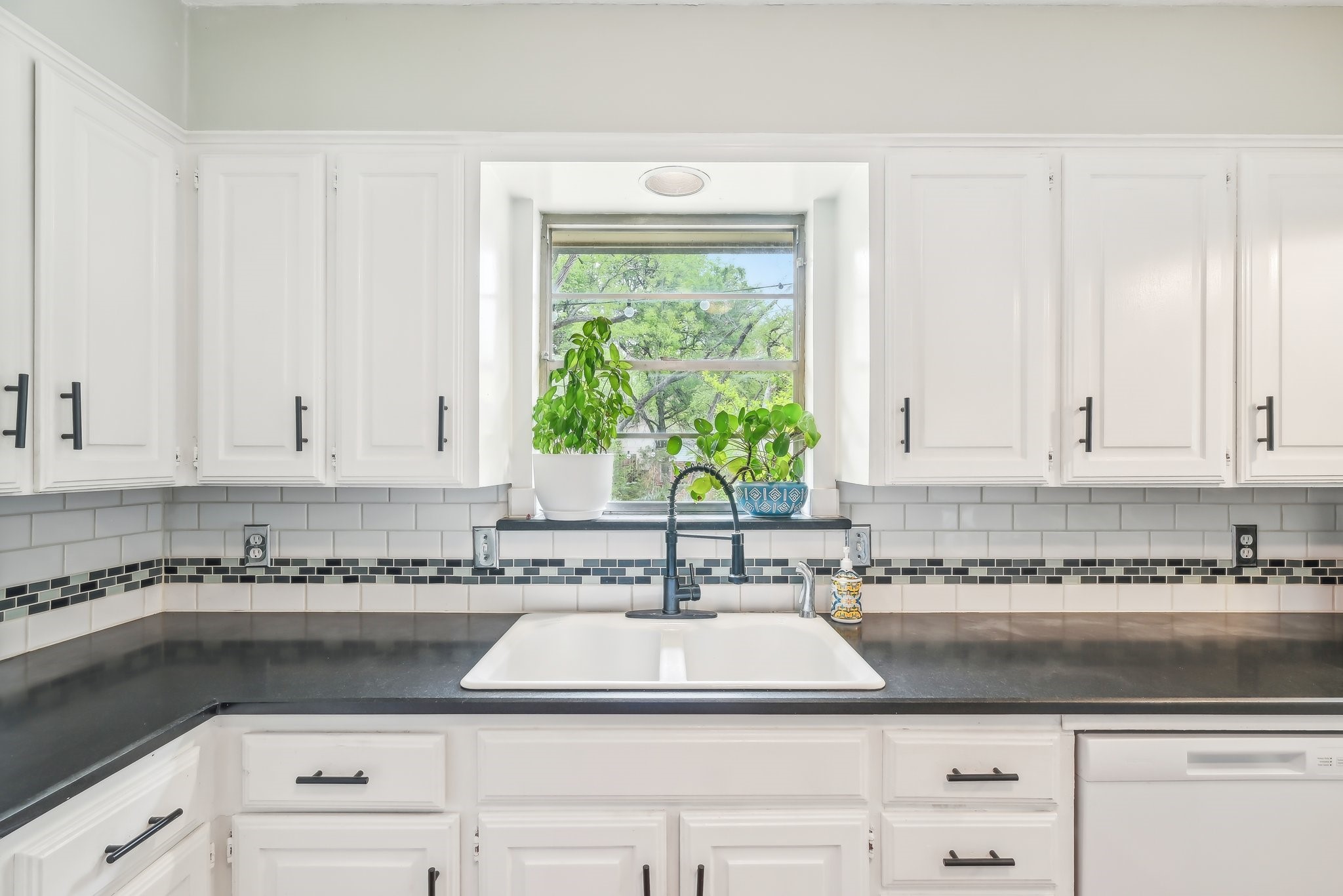 2522 El Cerrito