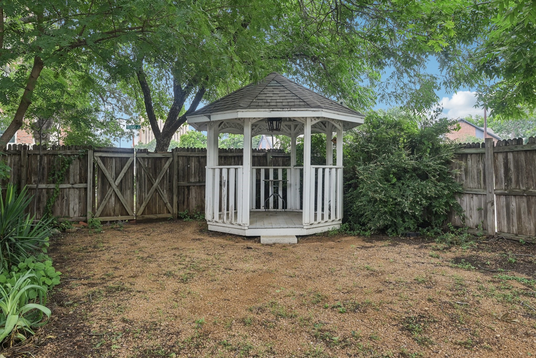 424 Texas Street