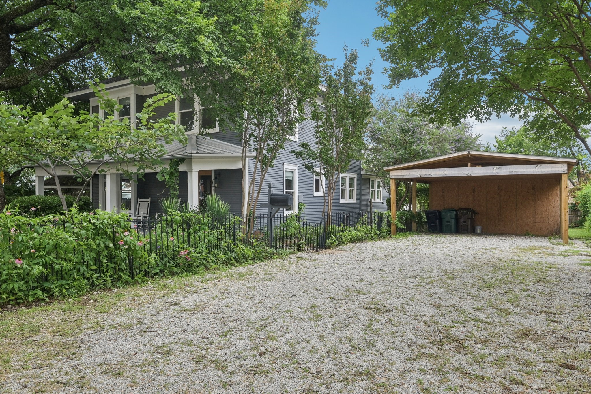 424 Texas Street