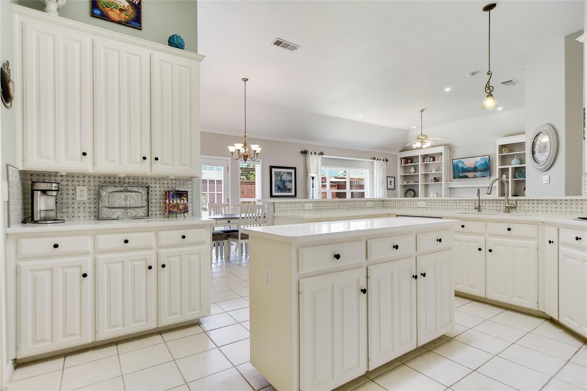 2772 Summertree Drive