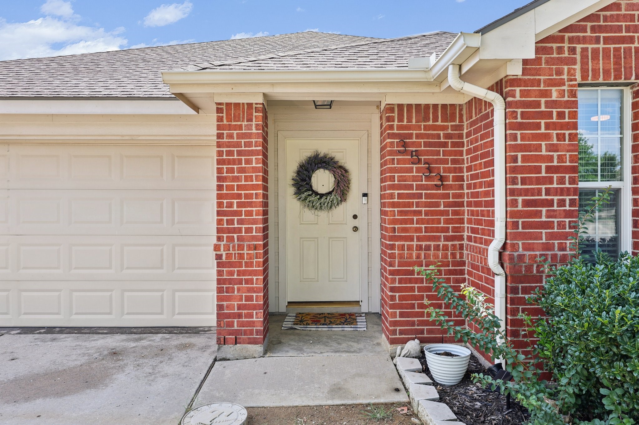 3533 Hermalinda Drive