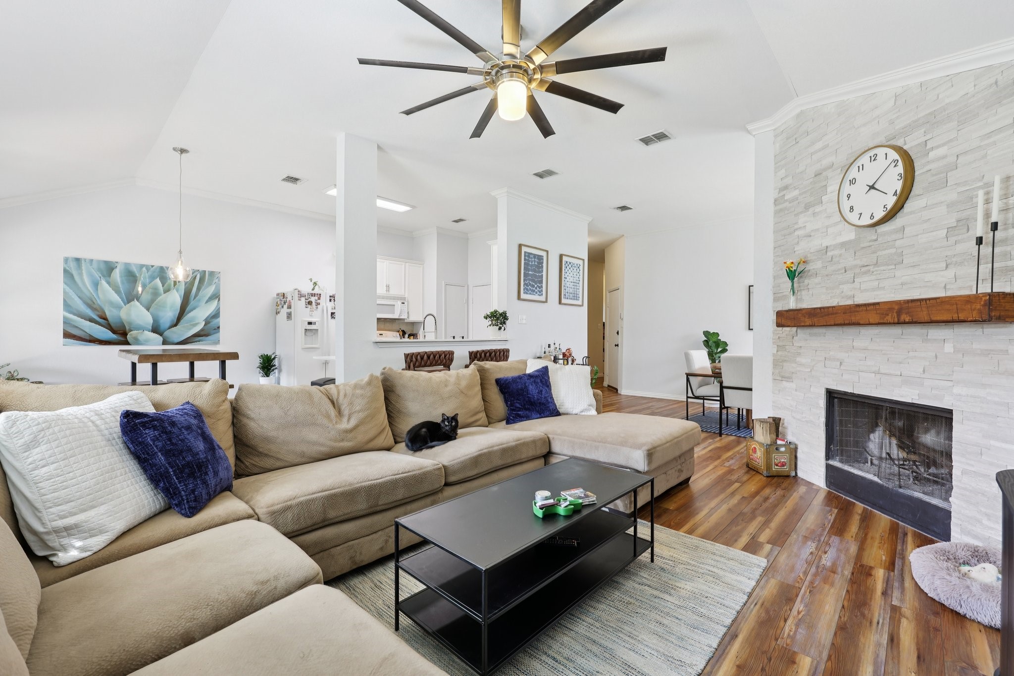 3533 Hermalinda Drive