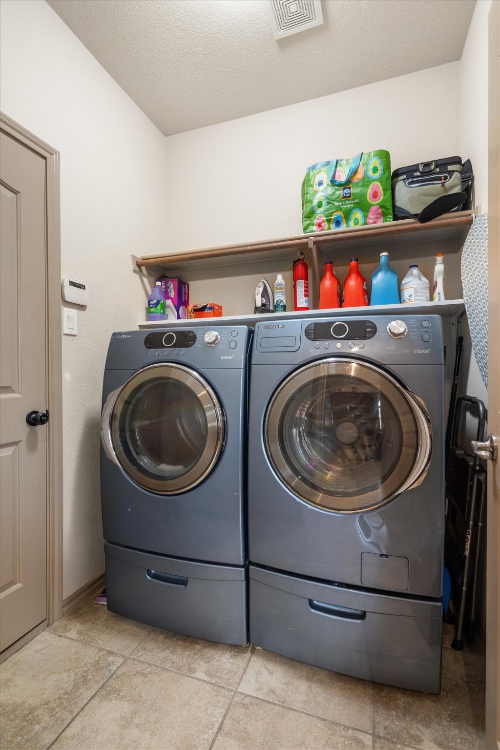 5520 Grayson Ridge Drive