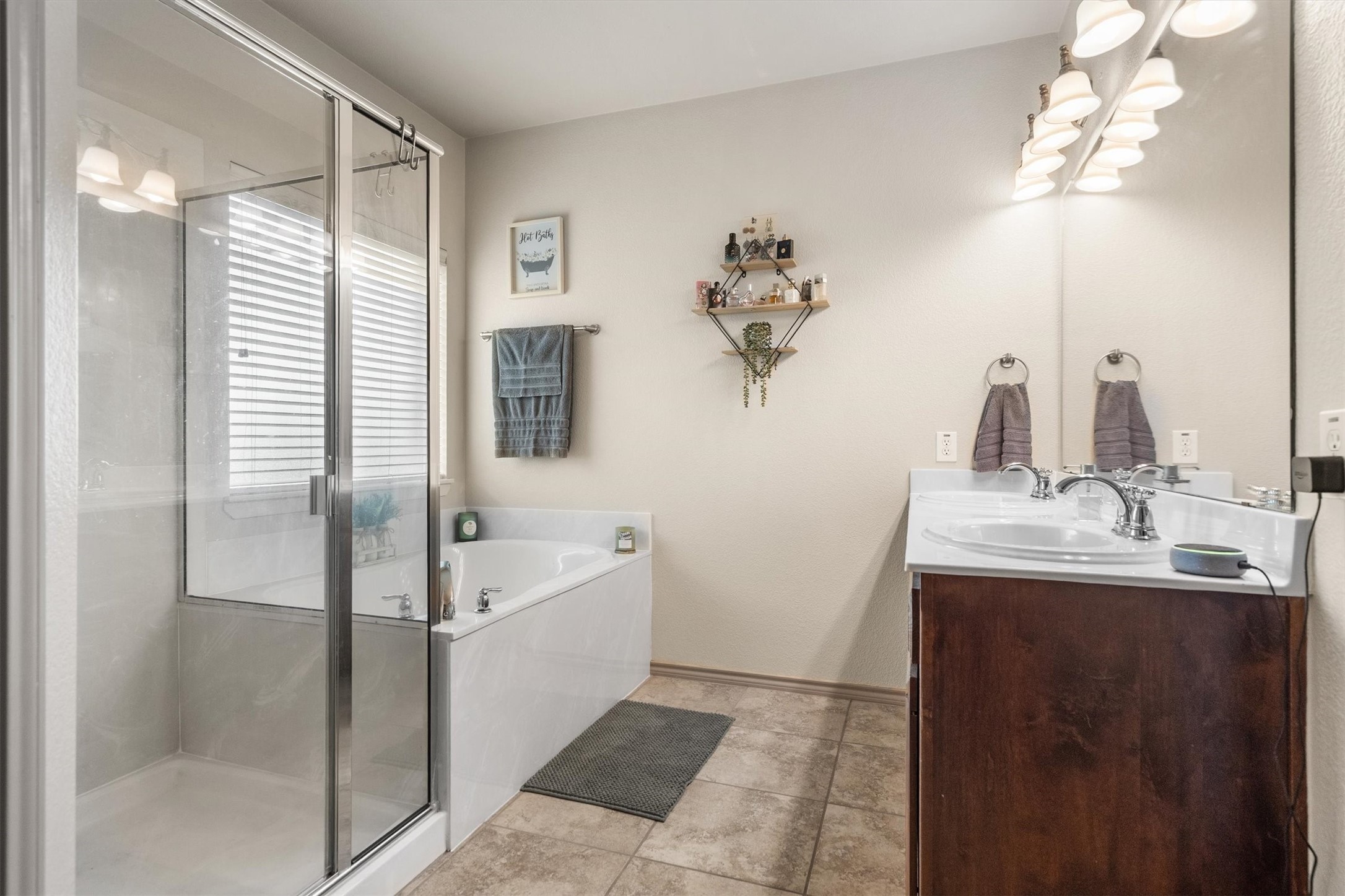 5520 Grayson Ridge Drive