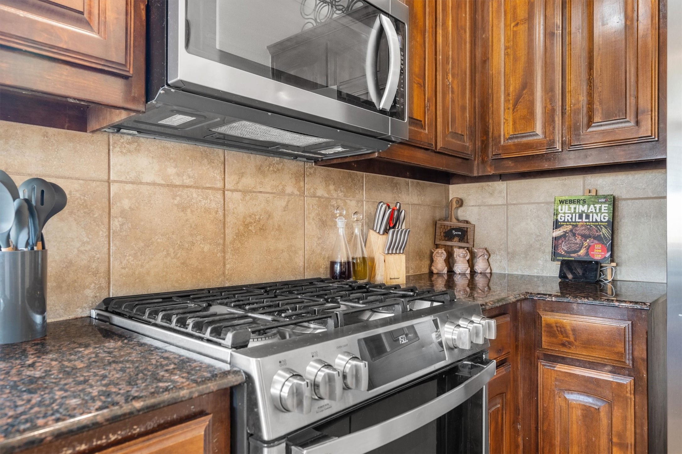 5520 Grayson Ridge Drive