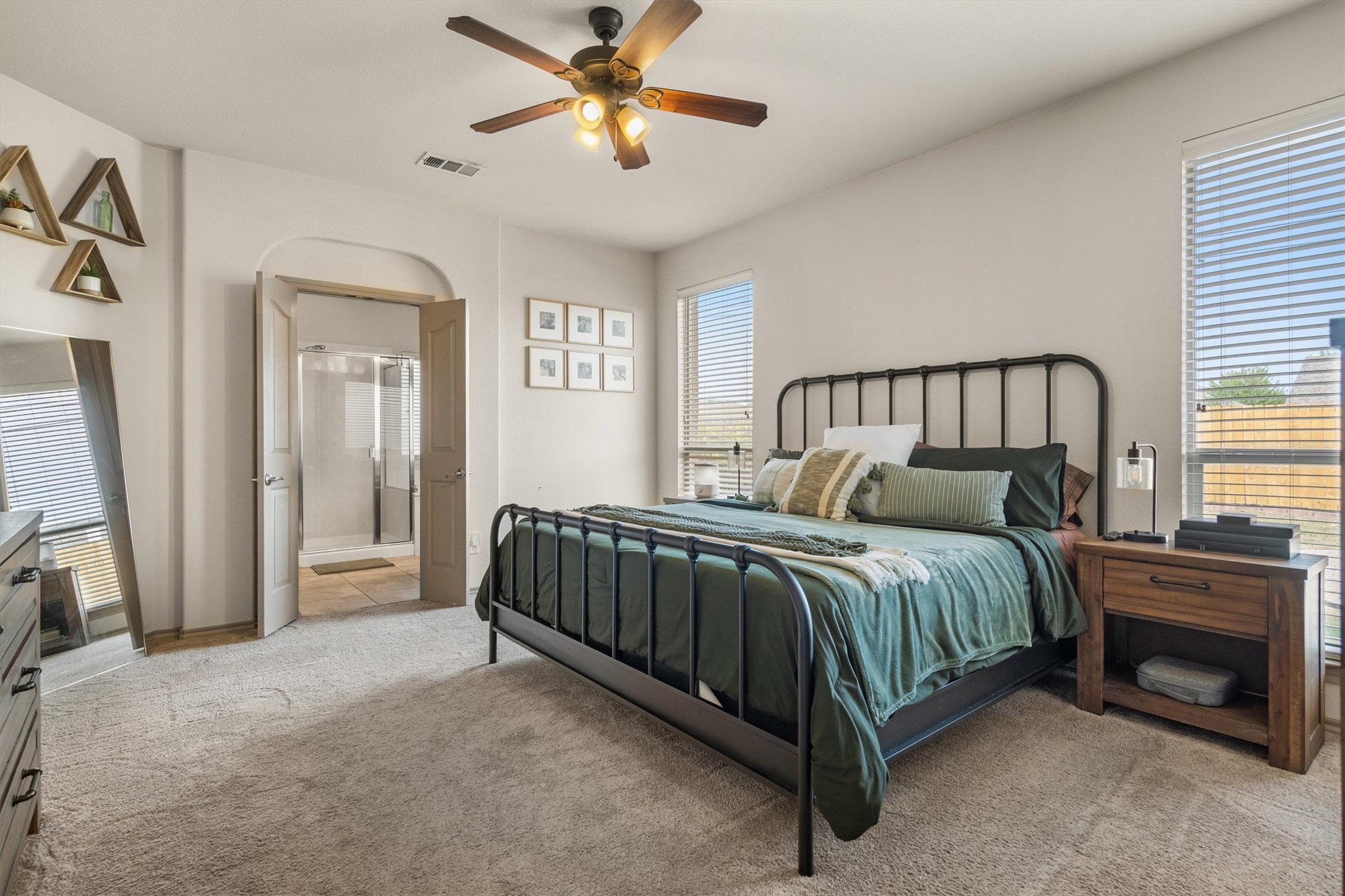 5520 Grayson Ridge Drive