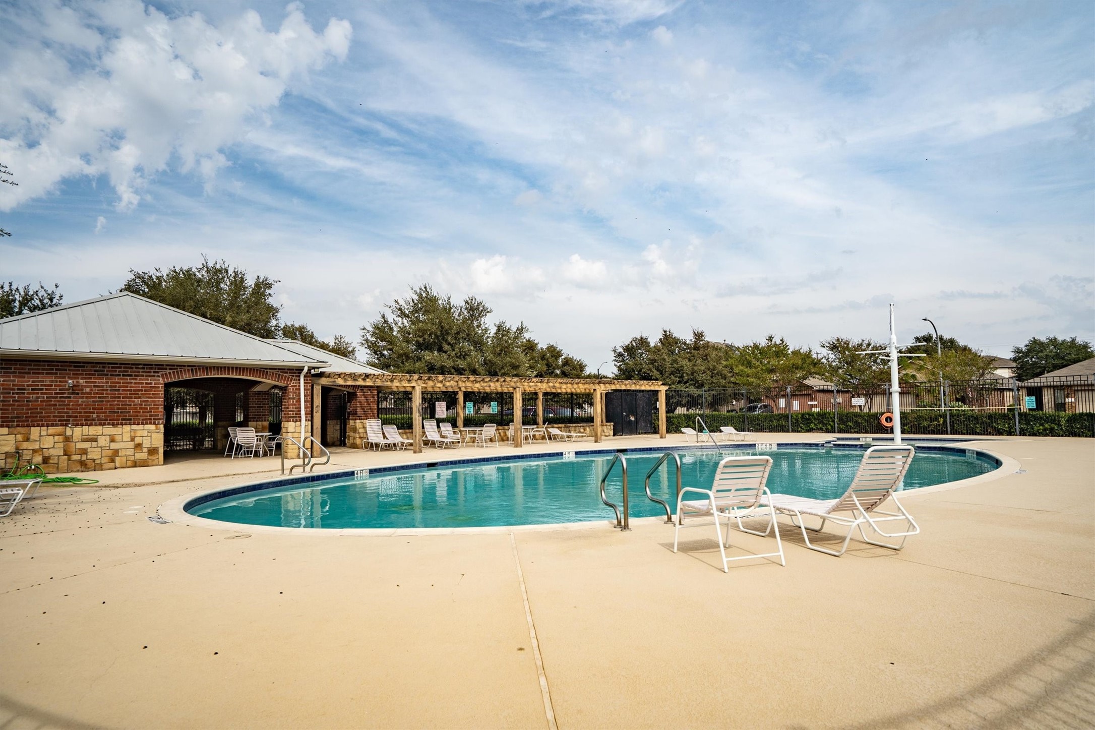 5520 Grayson Ridge Drive