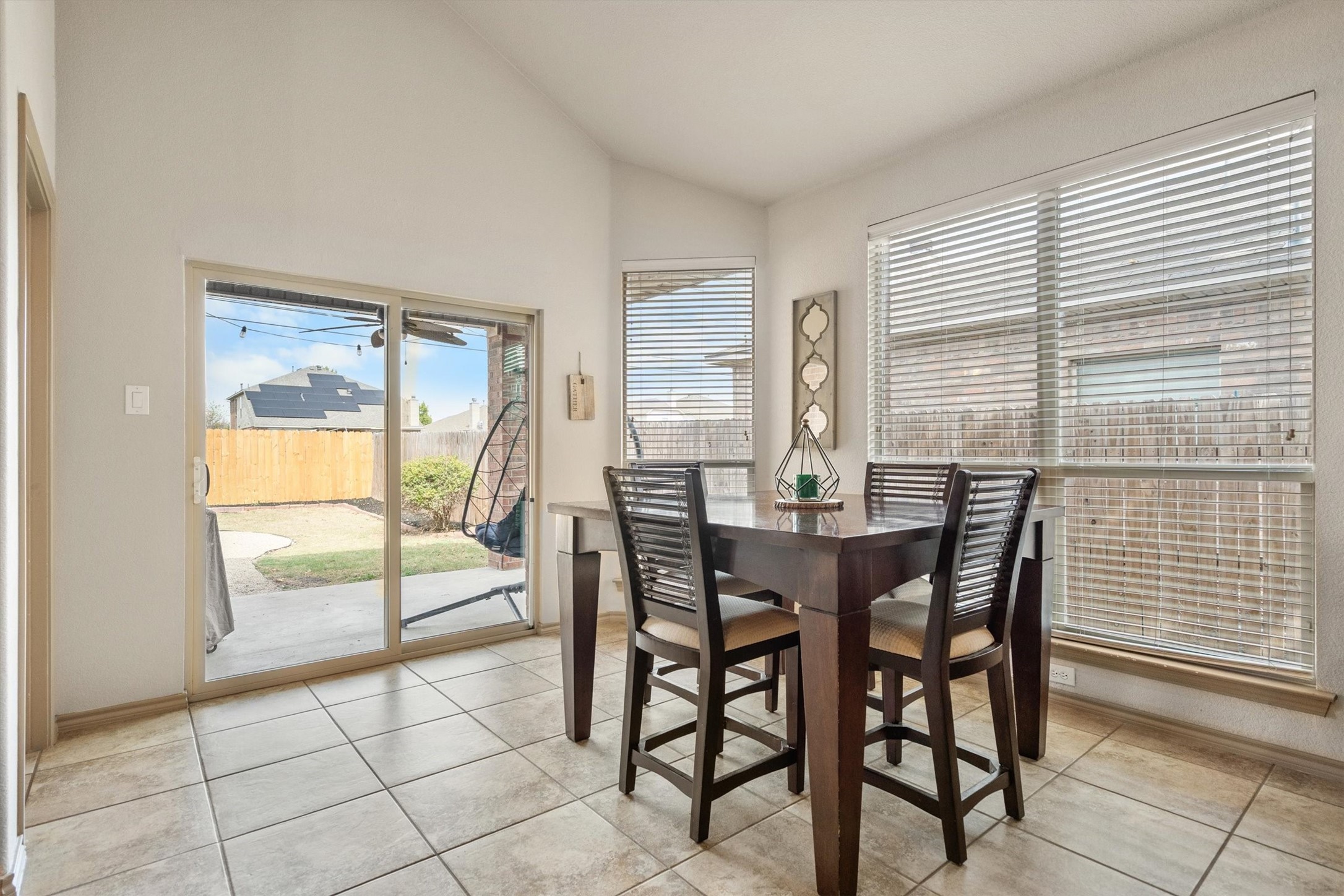 5520 Grayson Ridge Drive