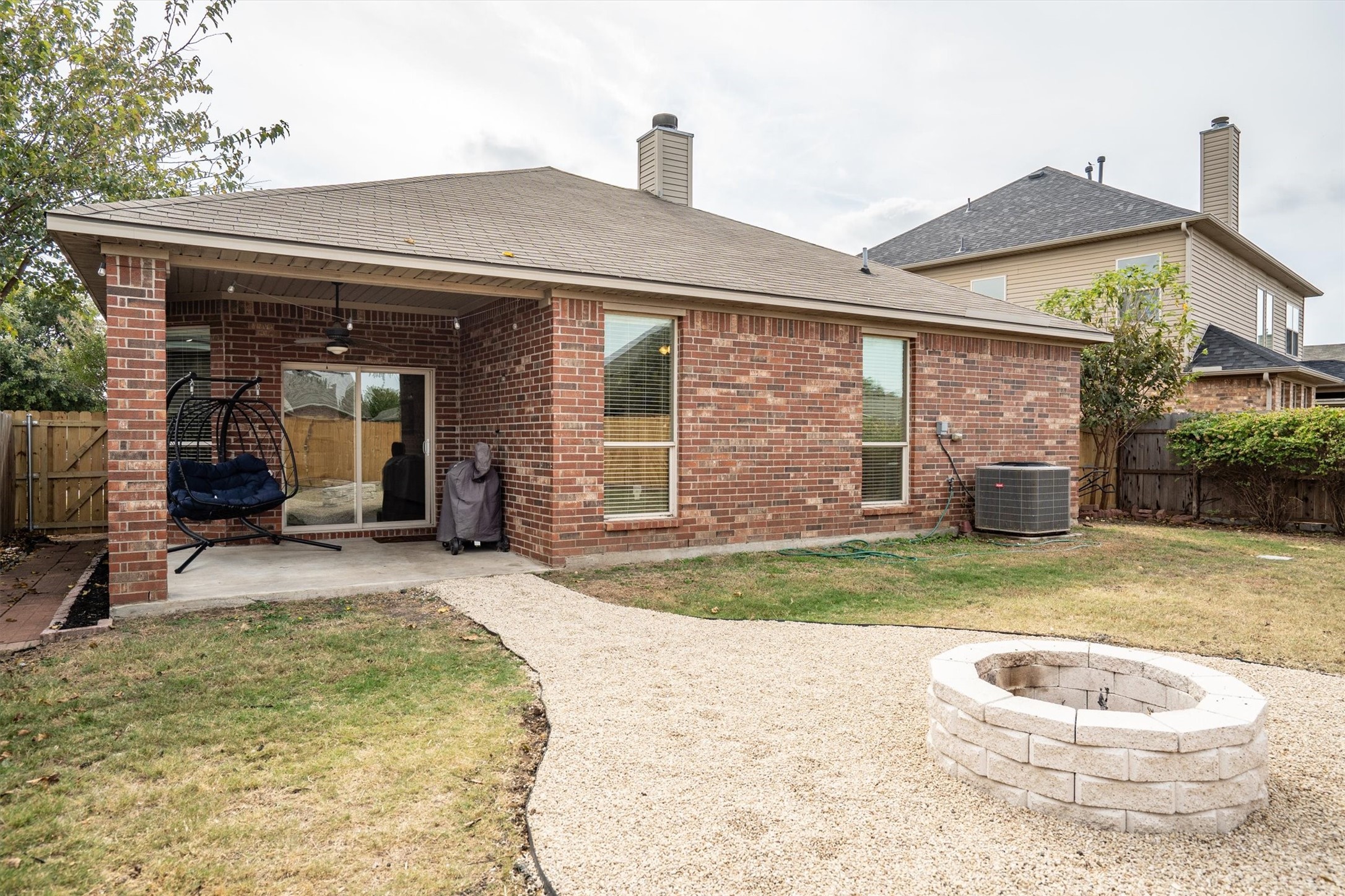 5520 Grayson Ridge Drive