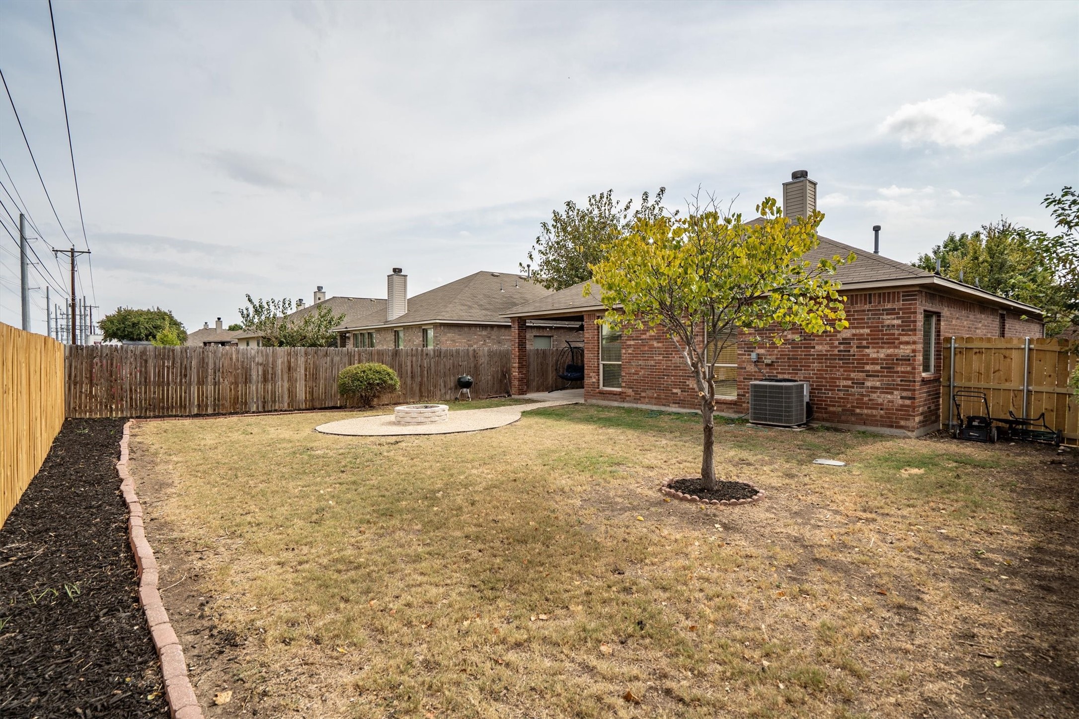 5520 Grayson Ridge Drive