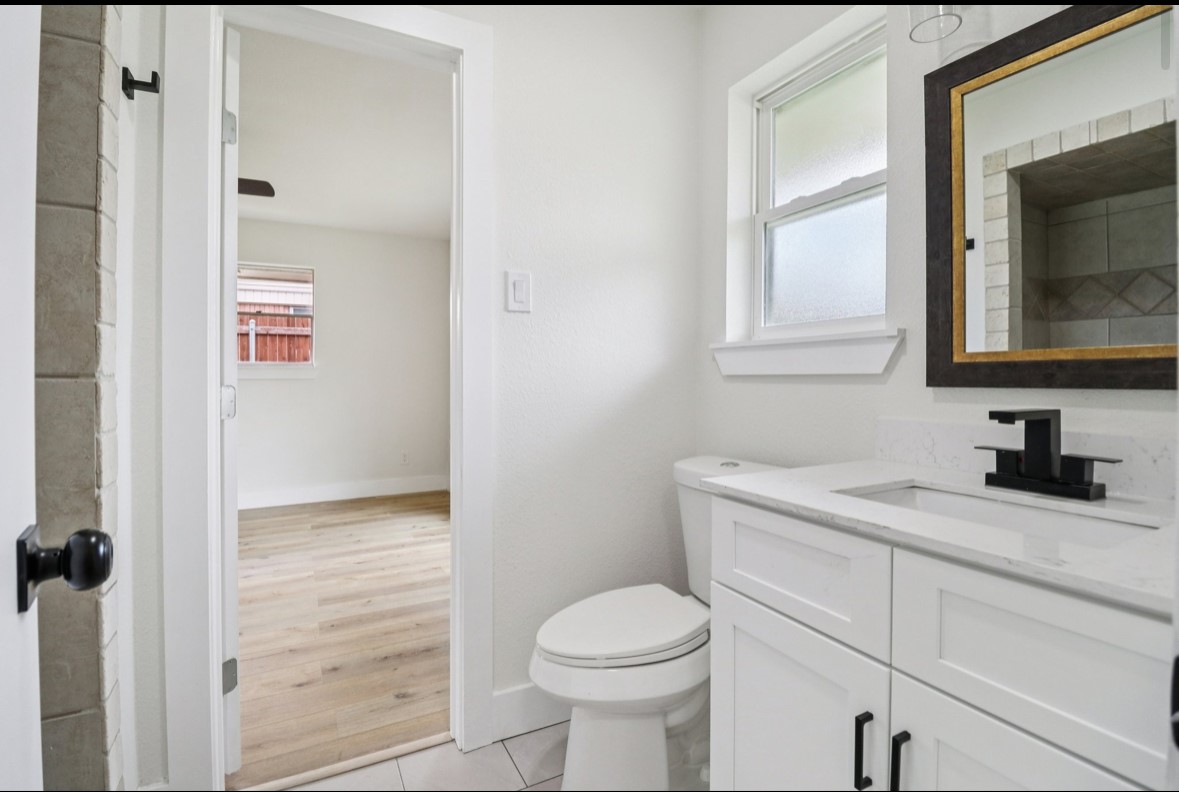 1835 E Cedar Elm Drive