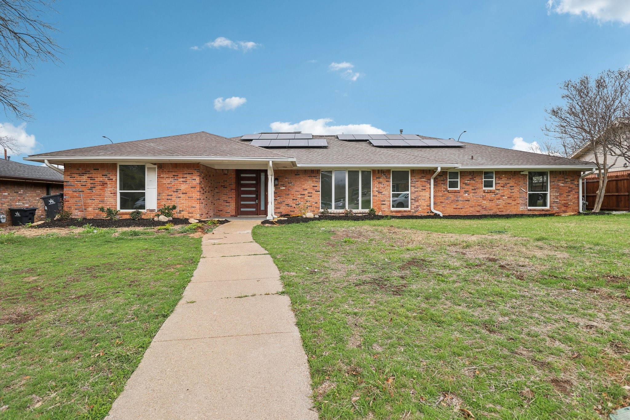 1835 E Cedar Elm Drive