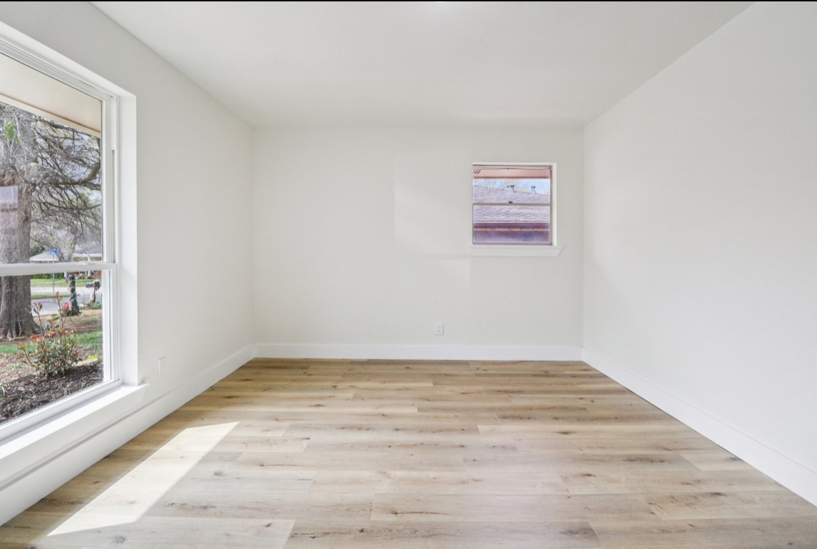 1835 E Cedar Elm Drive