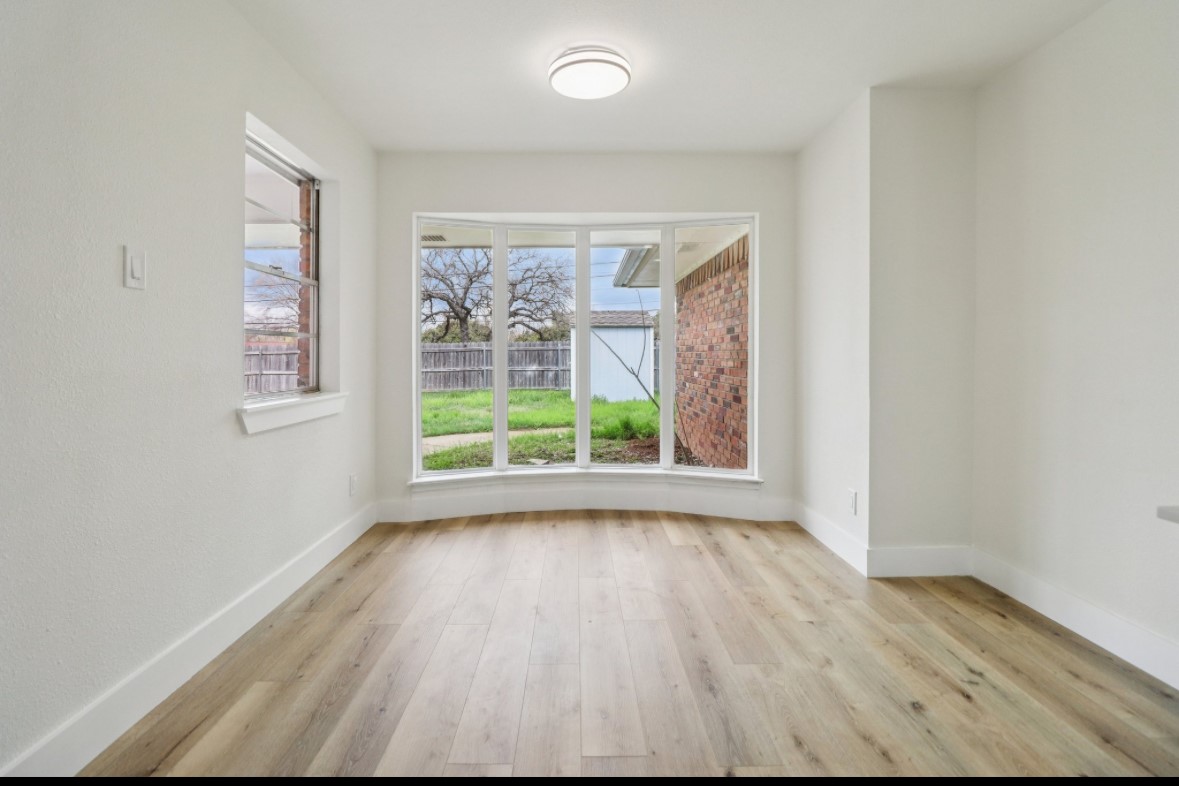 1835 E Cedar Elm Drive