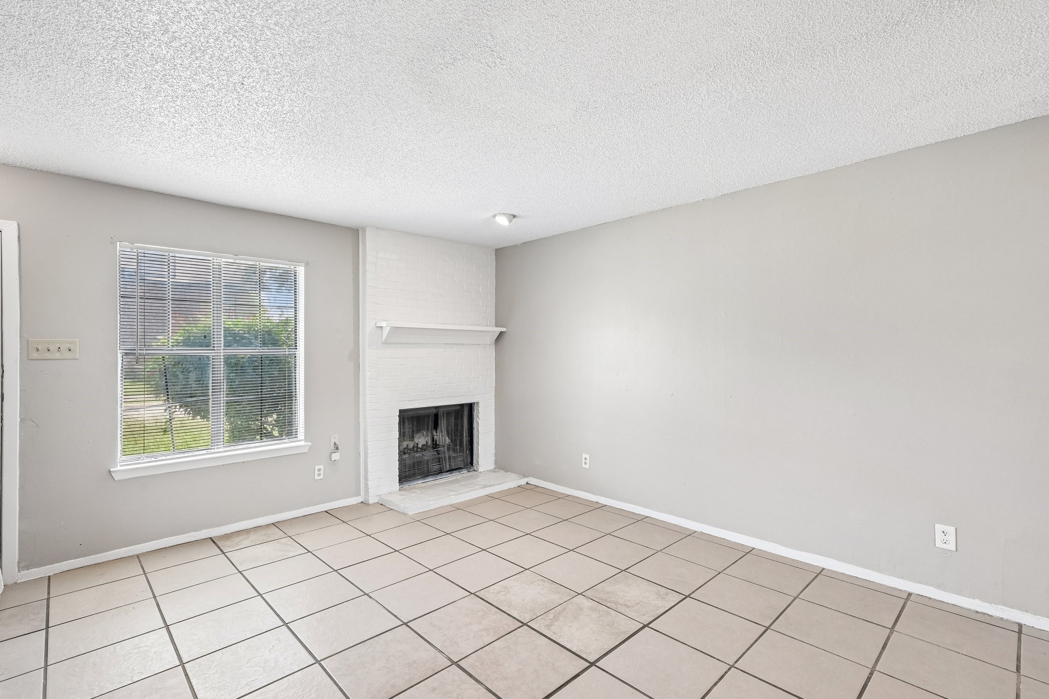 2813 Wimbledon Court