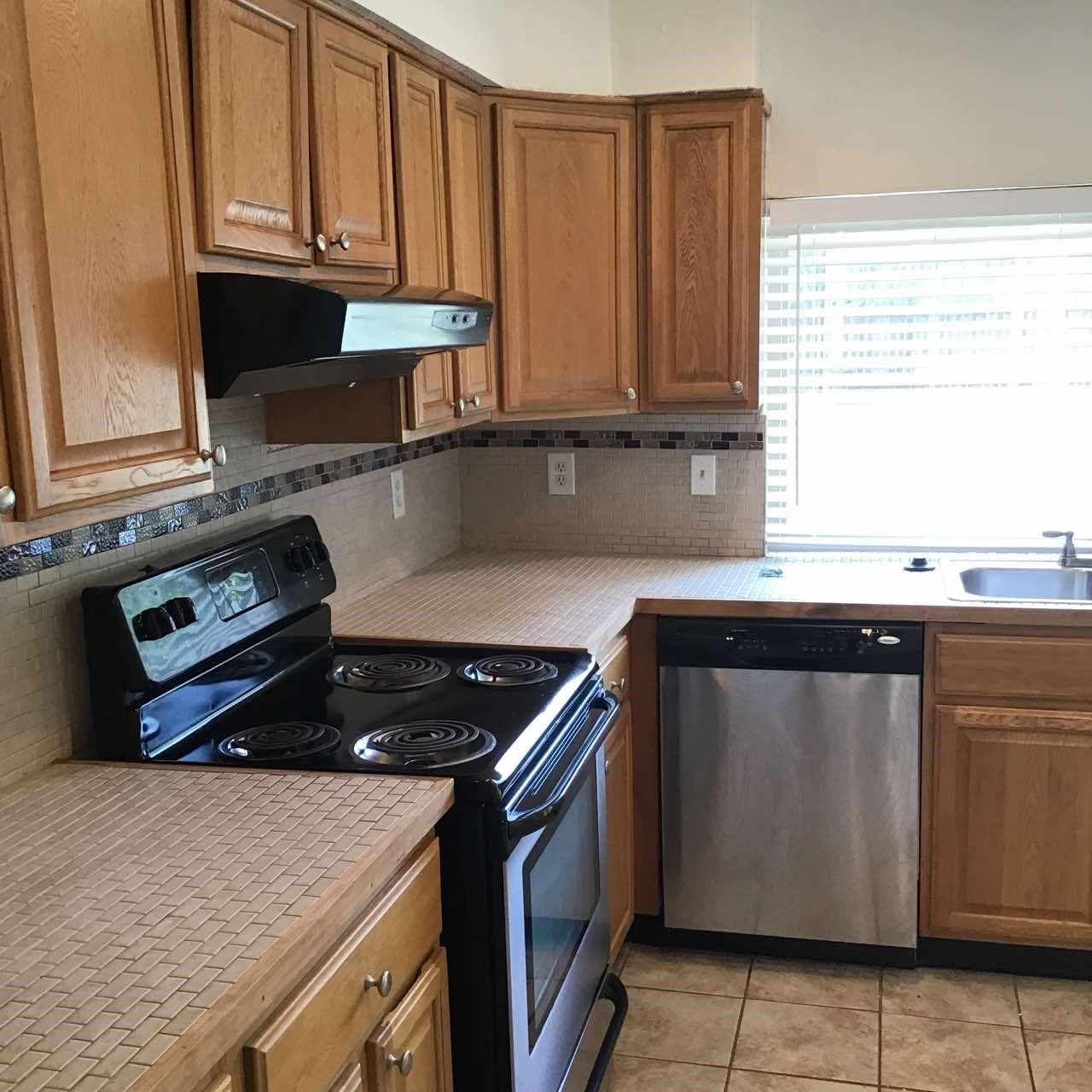 2622 Meadowview Drive