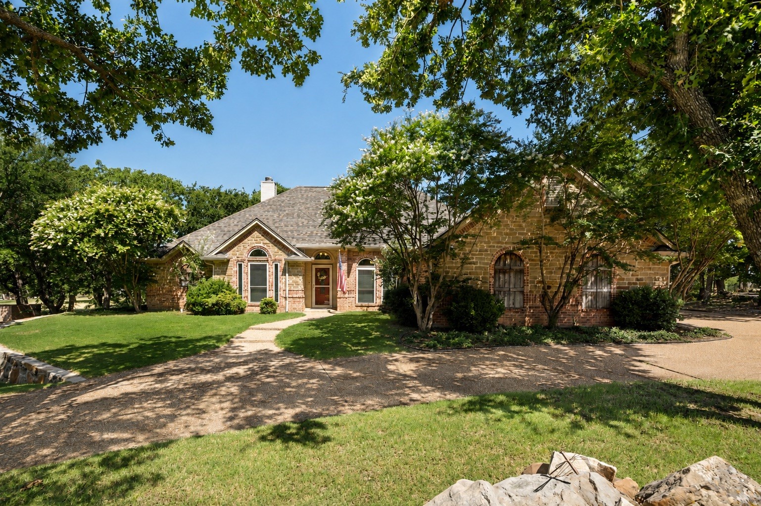 222 Hart Court Runaway Bay TX