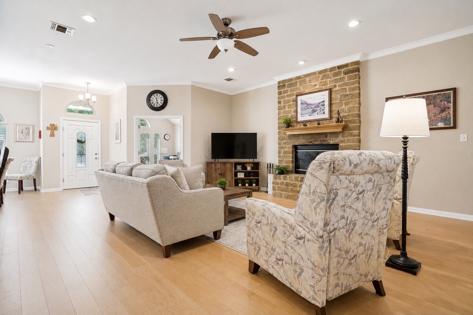 222 Hart Court