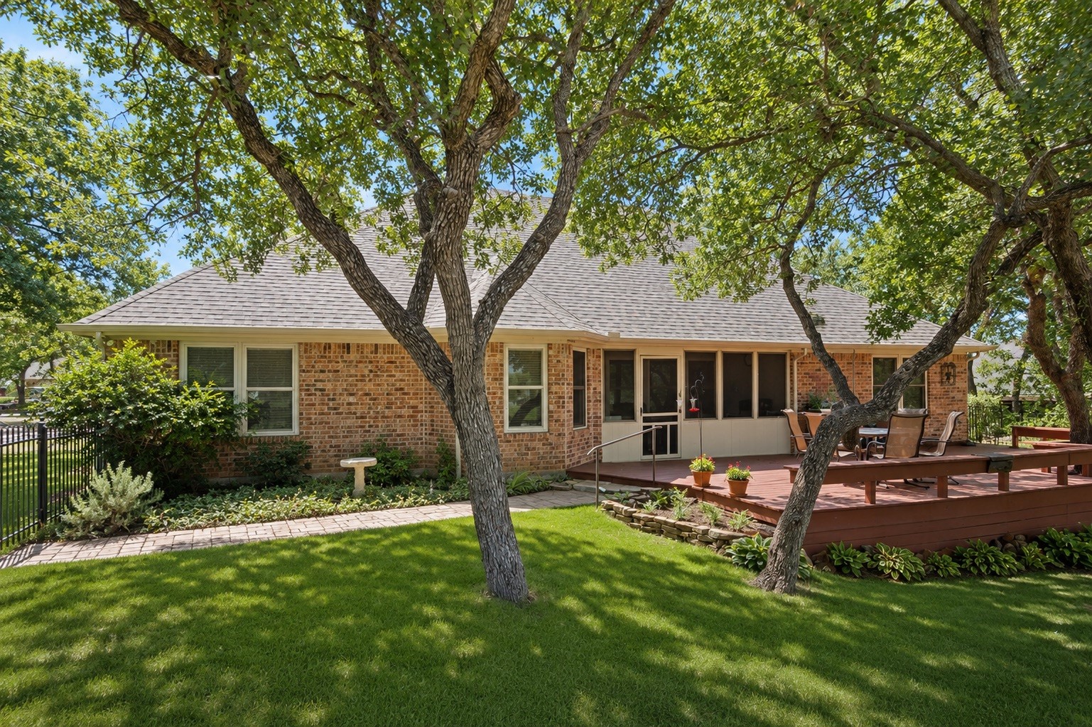 222 Hart Court