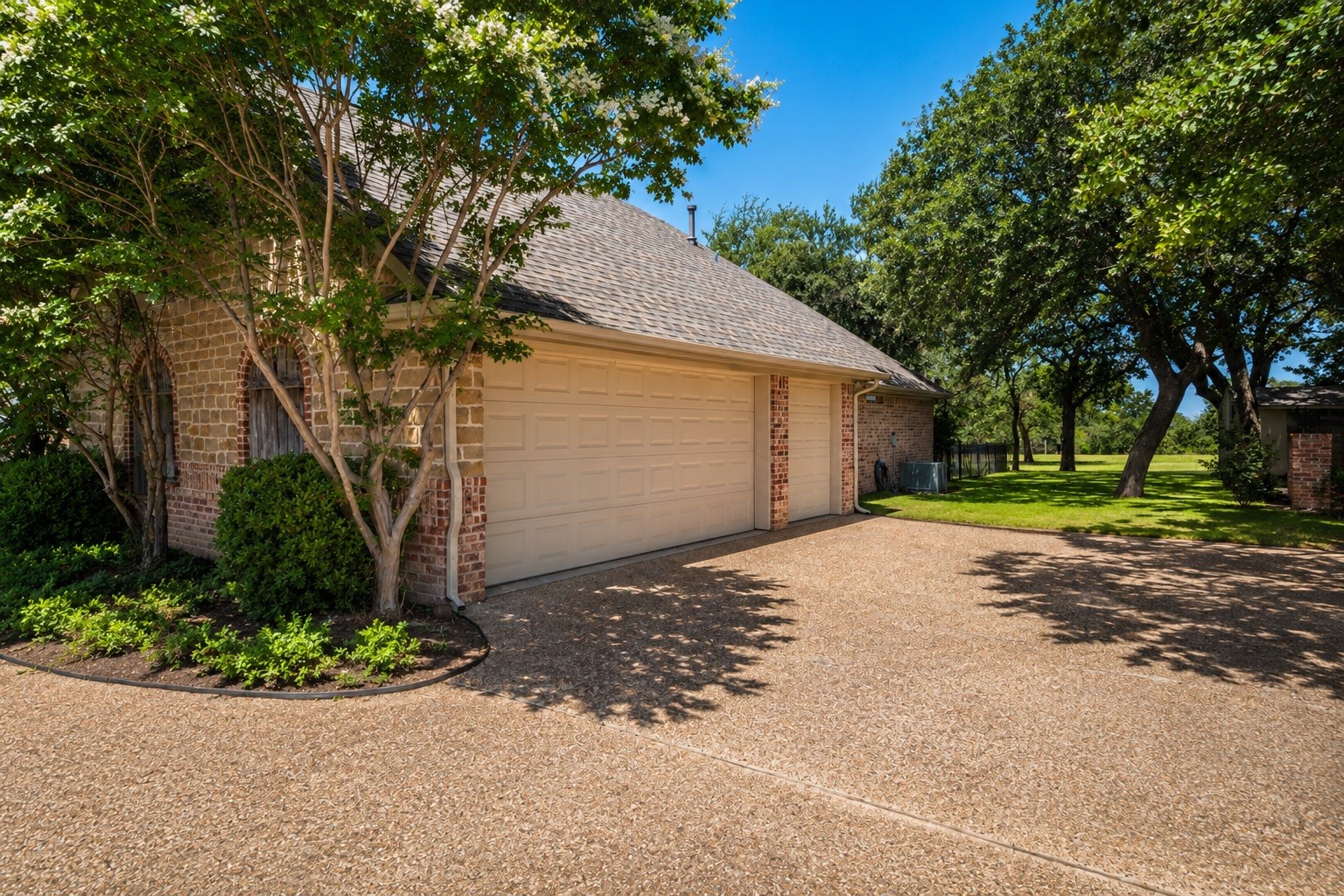 222 Hart Court