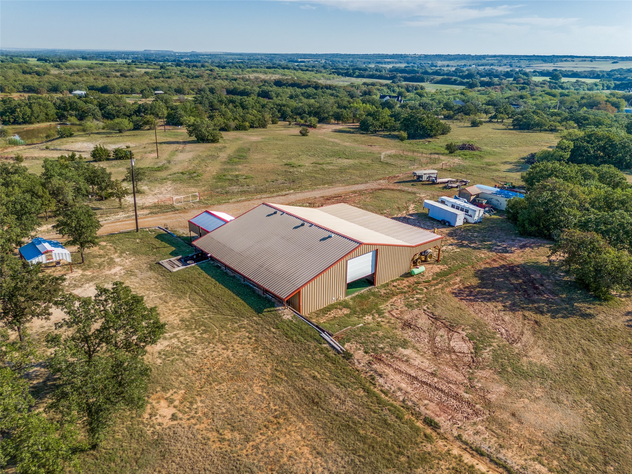 689 County Road 3737