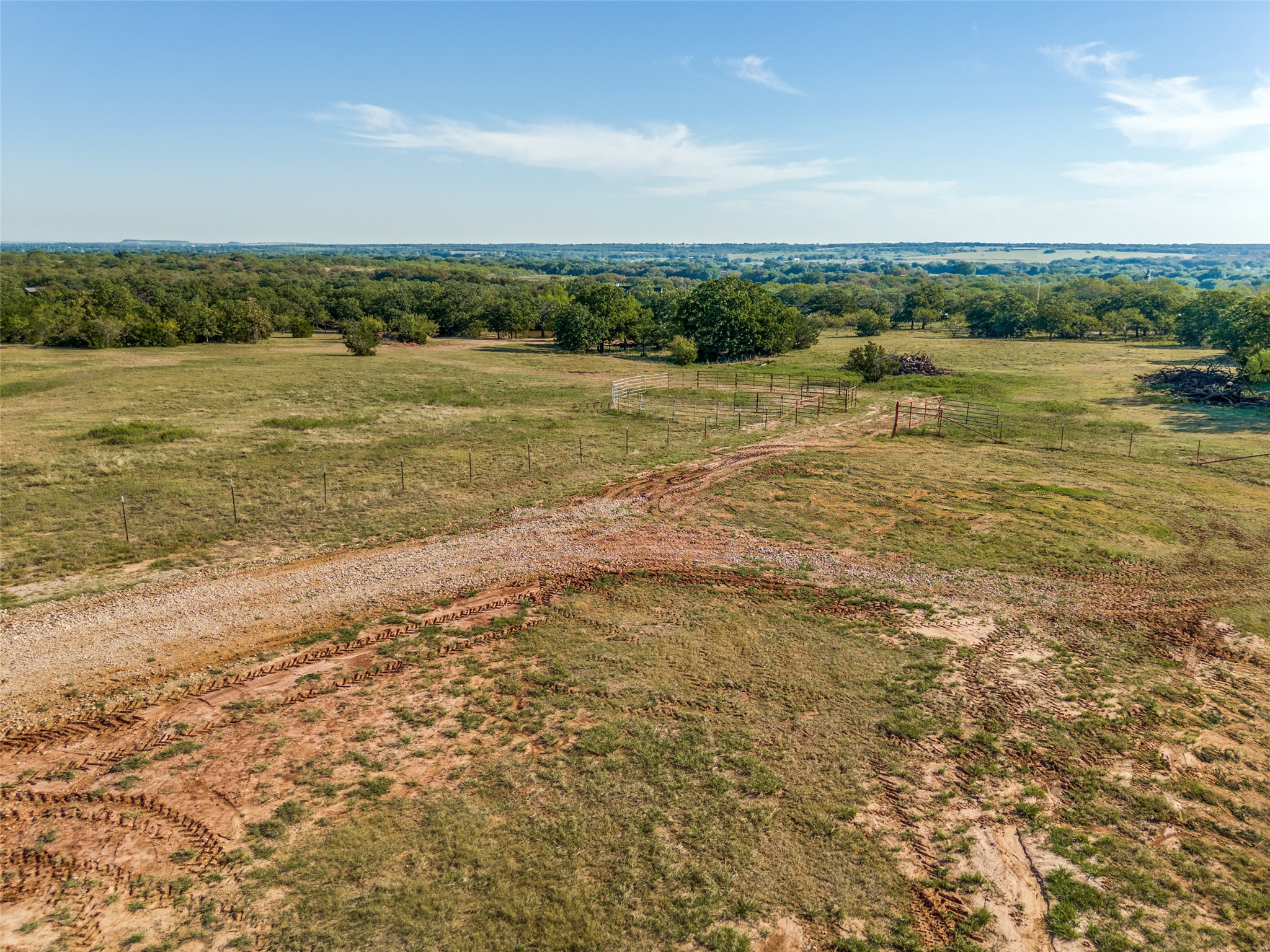 689 County Road 3737