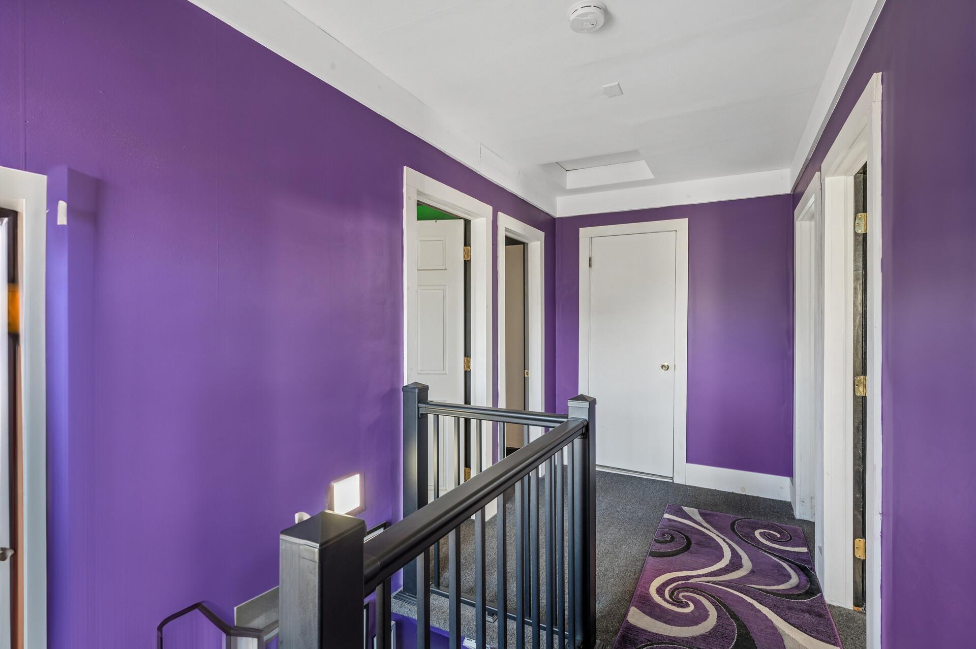 120 Elm Street E