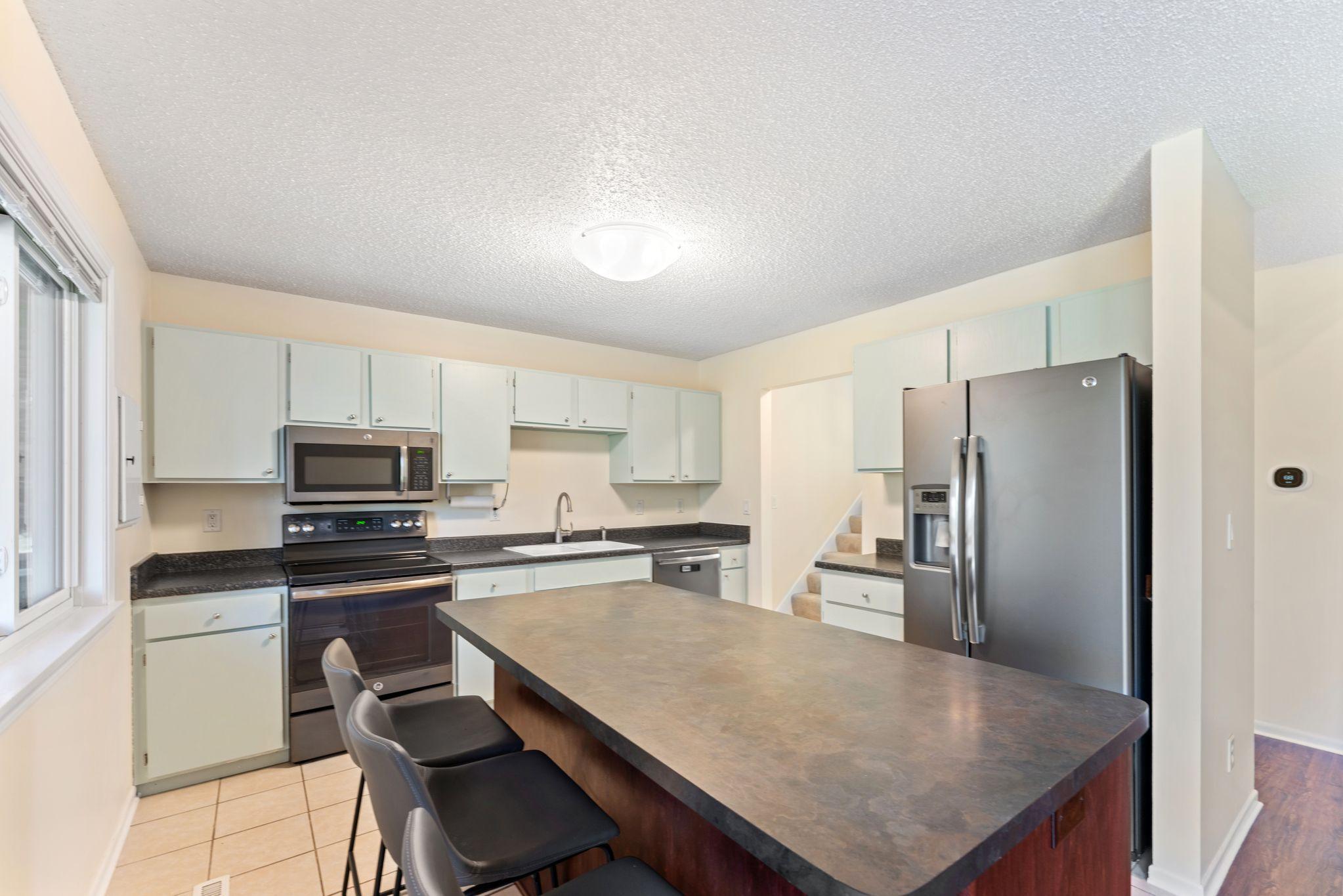 5426 Sanibel Drive