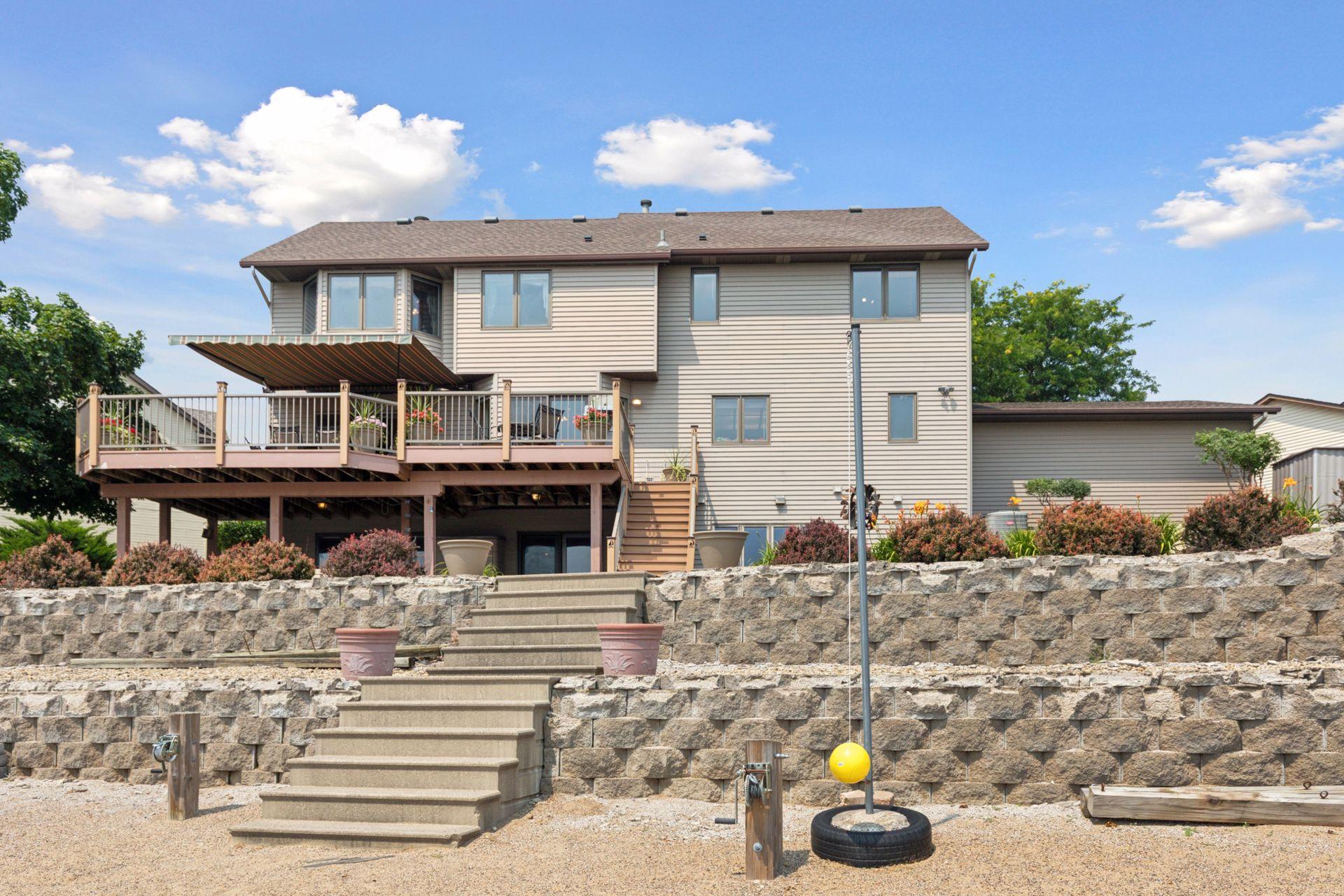15813 Highview Drive