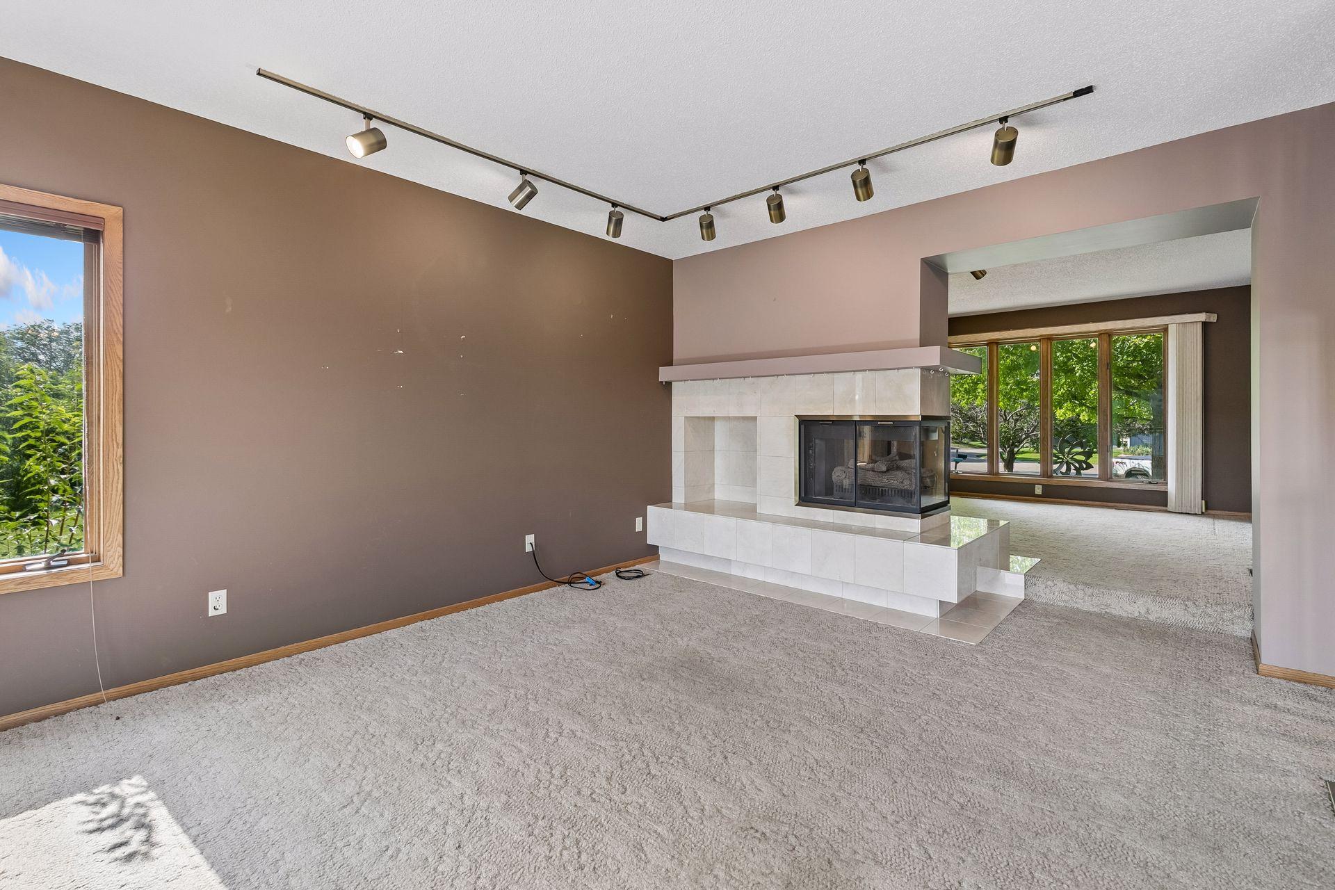 15813 Highview Drive