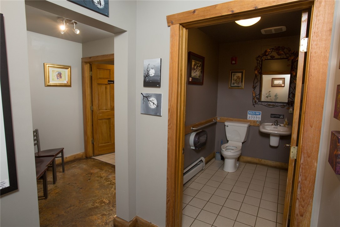 456 Front STREET 000