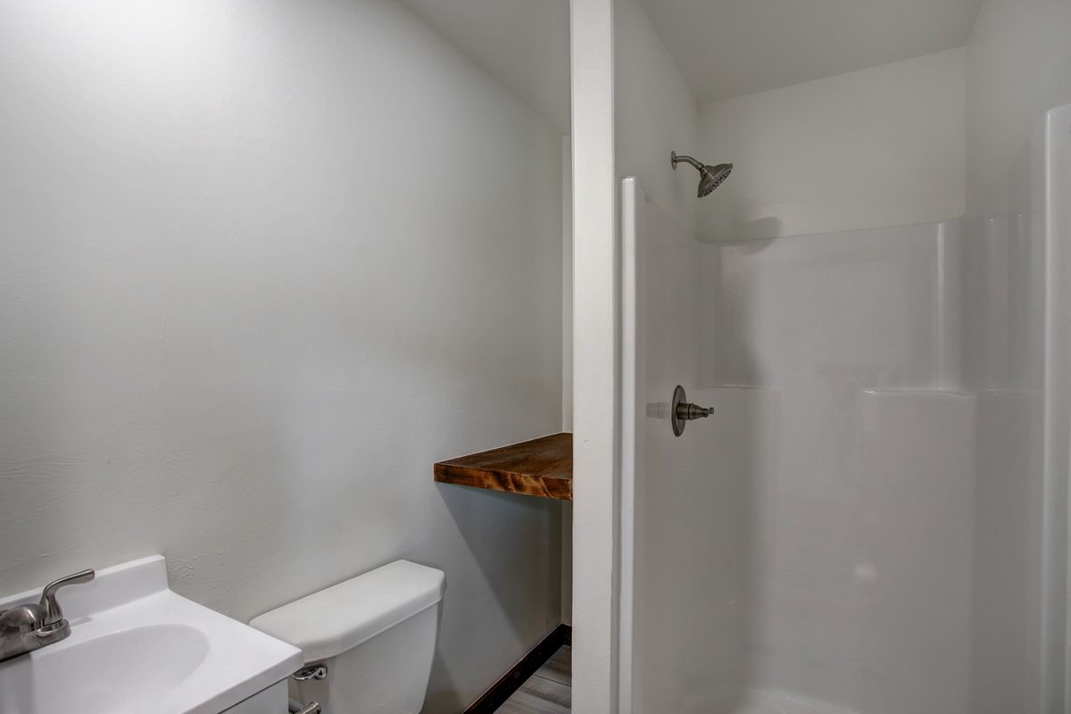 3239 Redhill ROAD
