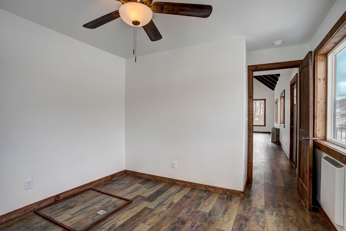 3239 Redhill ROAD
