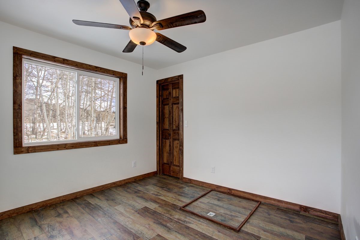 3239 Redhill ROAD