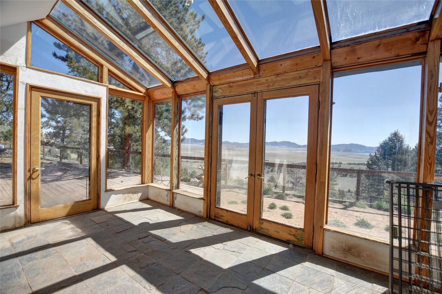 744 Santana TRAIL