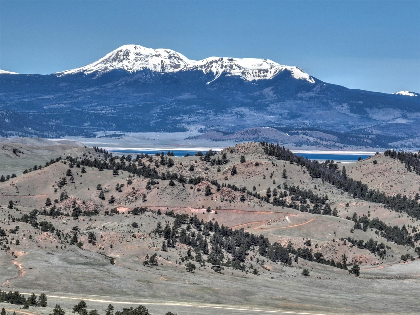 744 Santana TRAIL