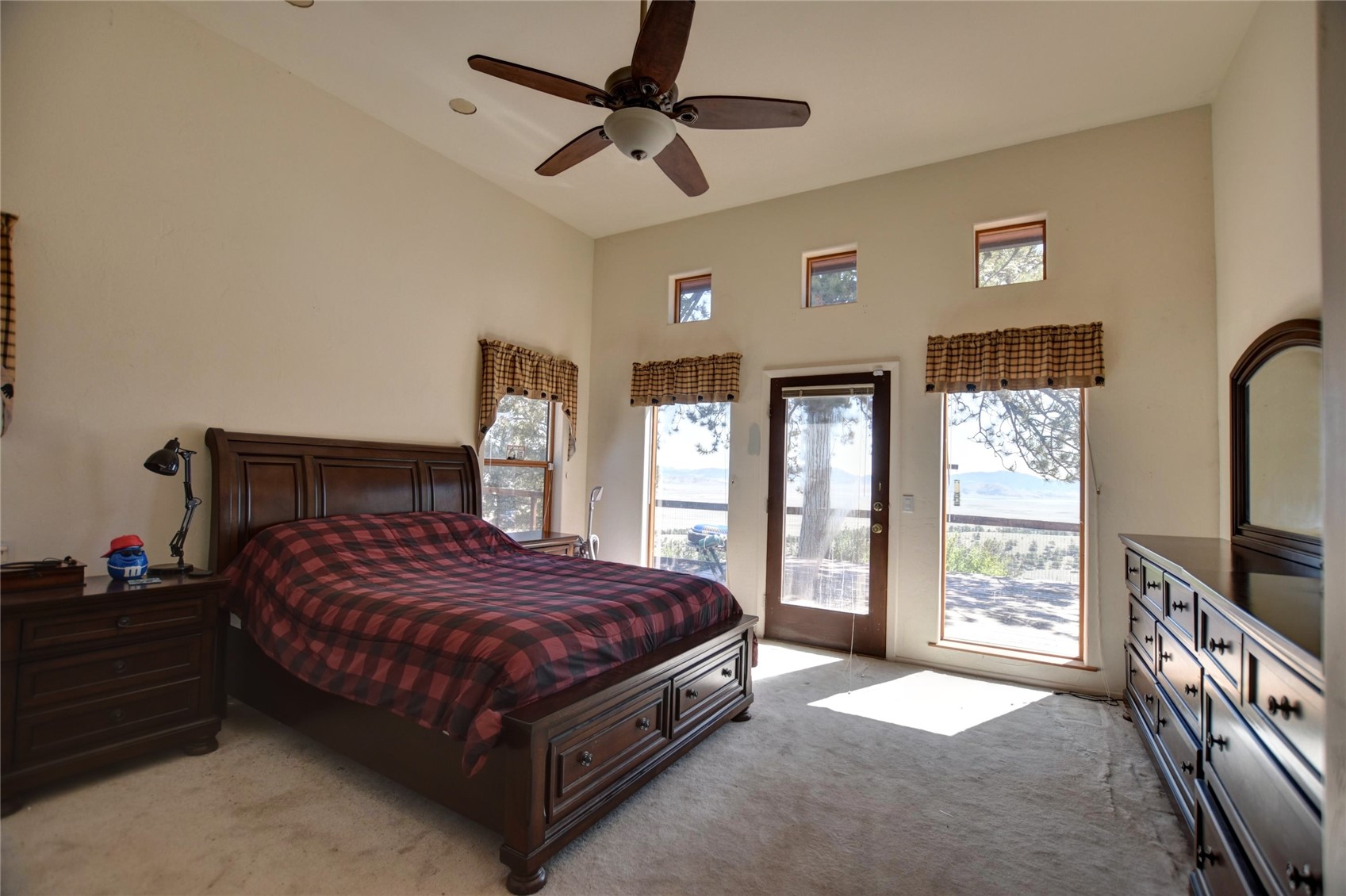 744 Santana TRAIL