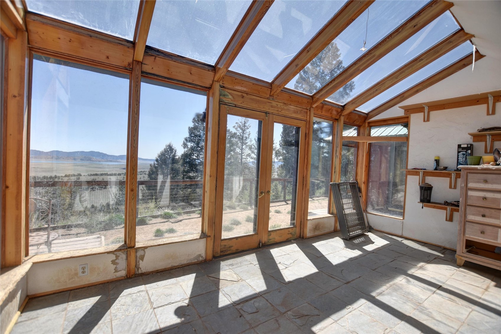 744 Santana TRAIL