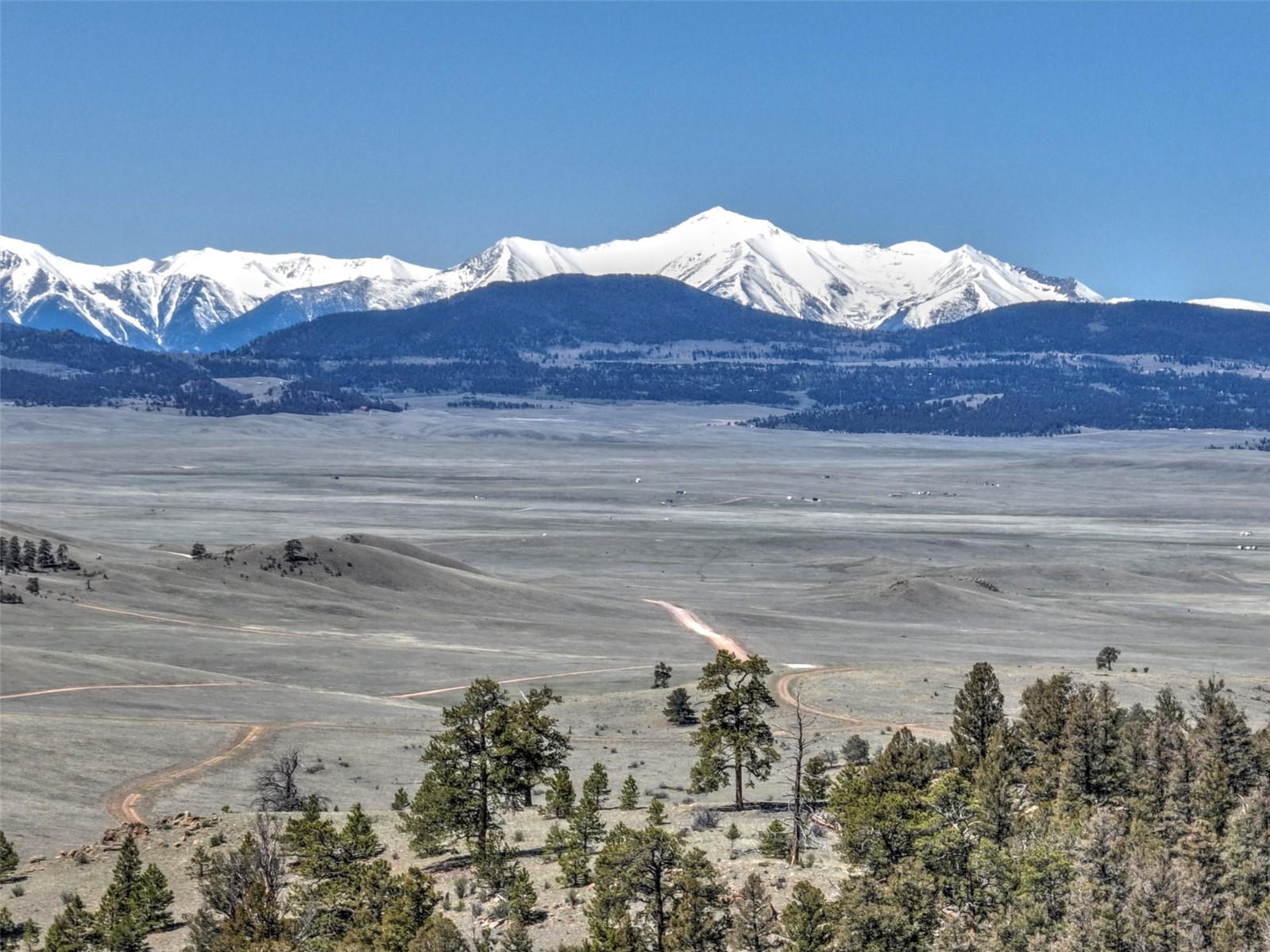 744 Santana TRAIL