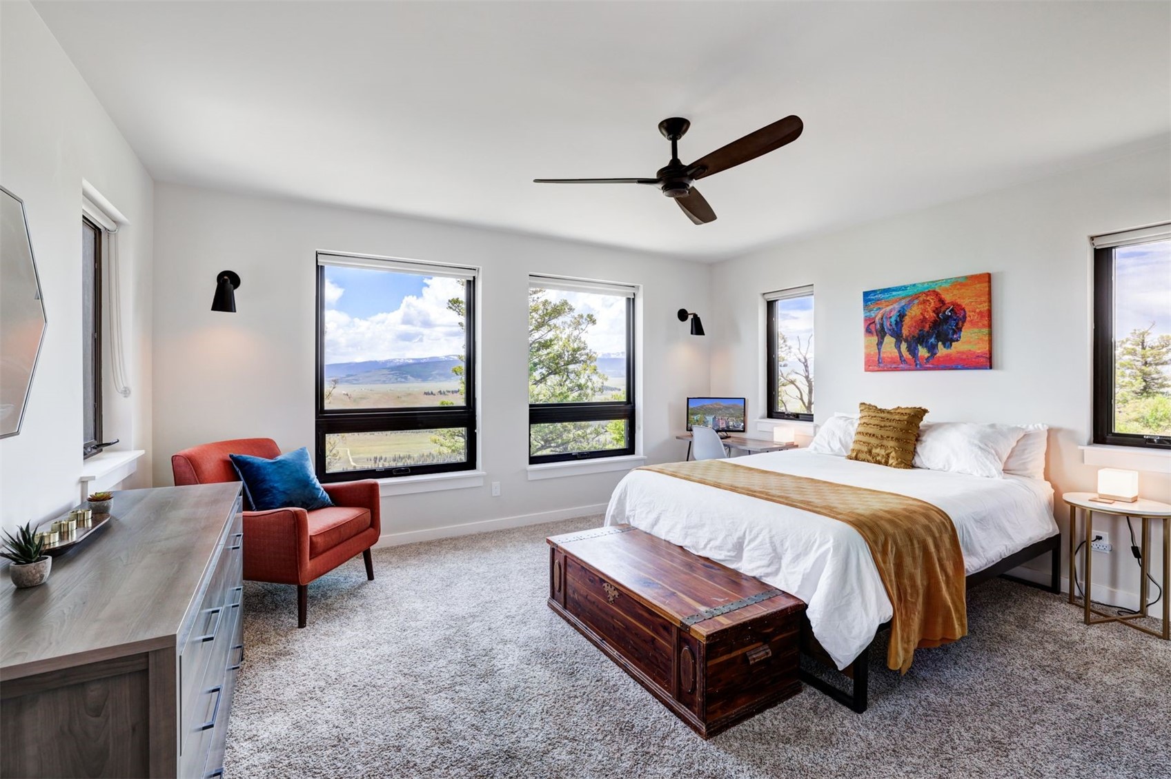 1565 Middle Fork Vista